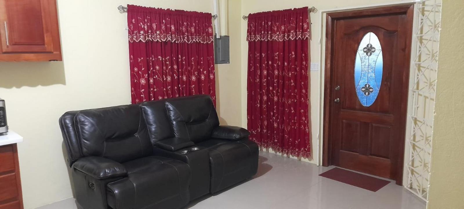 Royal Vybez Vacation Homes Spanish Town Exterior photo